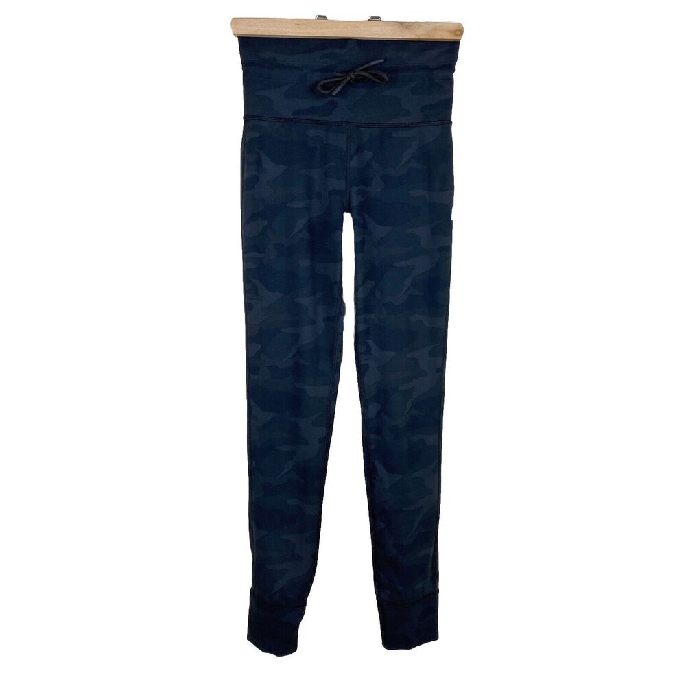 Vuori Camo Leggings - Black and Gray